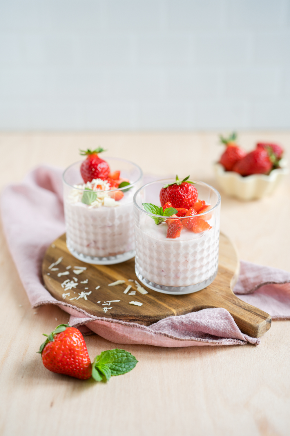Familienrezept für Erdbeer-Quarkcreme mit weißer Schoko­lade
